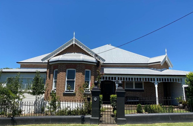 Wingham House - Pet Friendly