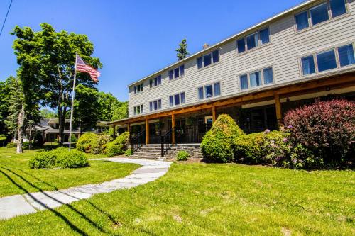Winwood Condominiums by Windham Mountain Club