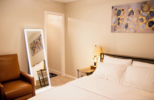 With Contactless Check-In, Premium Amenities & Dedicated Entrance & Bathroom