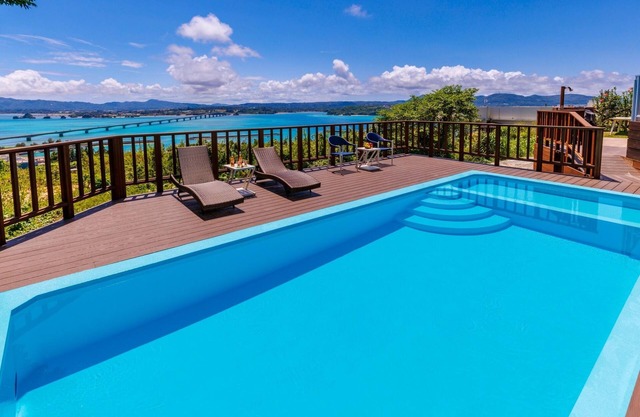 With private pool Fully equipped with BBQ equipment A villa with a panoramic view of Kouri Ohashi /Kunigami-gun Okinawa