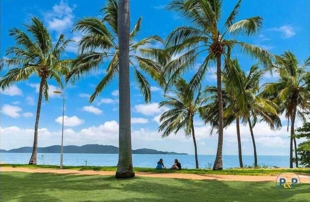 Within reach of the beach!