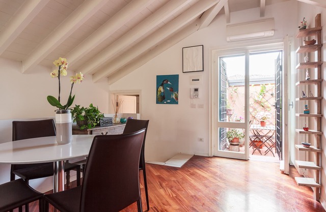 Wonderful attic with two terraces a few minutes walk from Piazza Maggiore