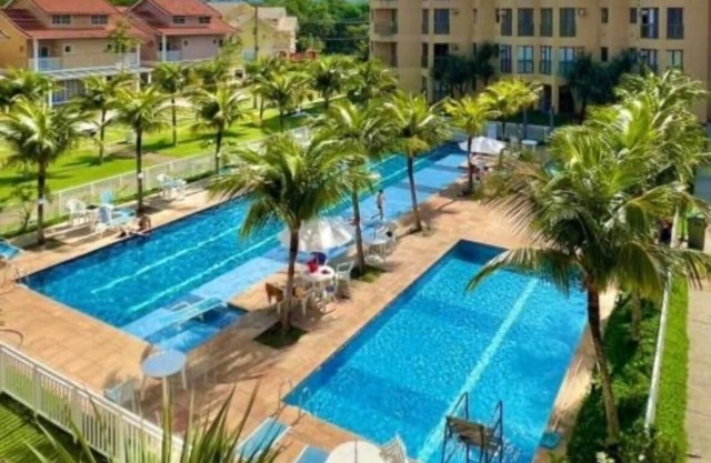 Wonderful loft in a condominium full of leisure activities and stunning beaches.