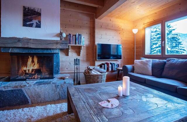 Wonderful private villa for 8 guests with terrace and parking