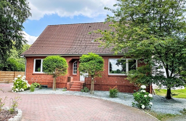 Wonderful private villa for 8 people with WIFI, TV, terrace, pets allowed and parking