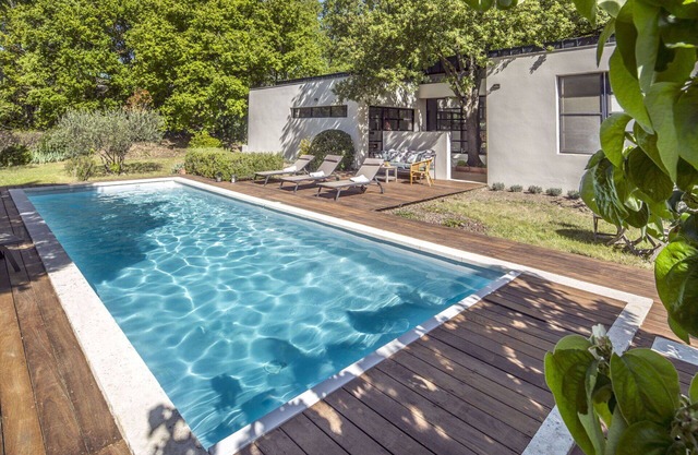 Wonderful private villa for 6 guests with WIFI, private pool, TV, terrace and pets allowed