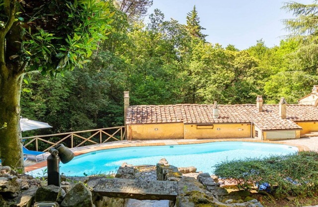 Wonderful private villa with WIFI, private pool, TV, veranda, panoramic view and parking