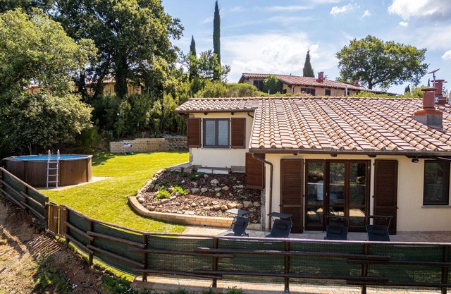 Wonderful private villa with private pool, WIFI, hot tub, A/C, TV, patio, panoramic view, parking