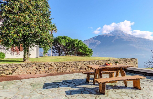 Wonderful private villa for 6 people with WIFI, TV and patio
