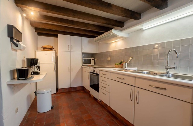 Wonderful private villa for 12 people with WIFI, TV, terrace and pets allowed