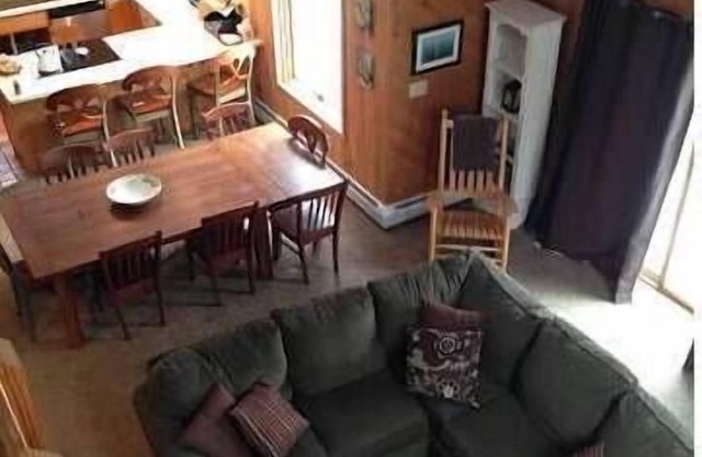 Wonderful Stratton Mtn Home - 3 miles to Base Lodge!