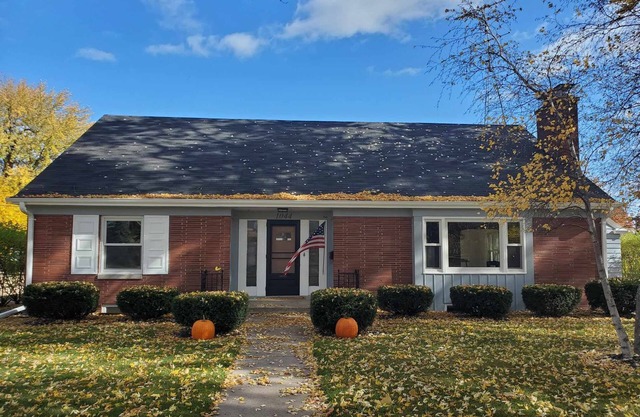 Wonderfully Updated House in Quiet Neighborhood, Two Blocks from Lake Winnebago!
