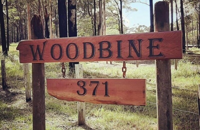 Woodbine Homestead a Bush and Beach Retreat with a comfortable cosy feel