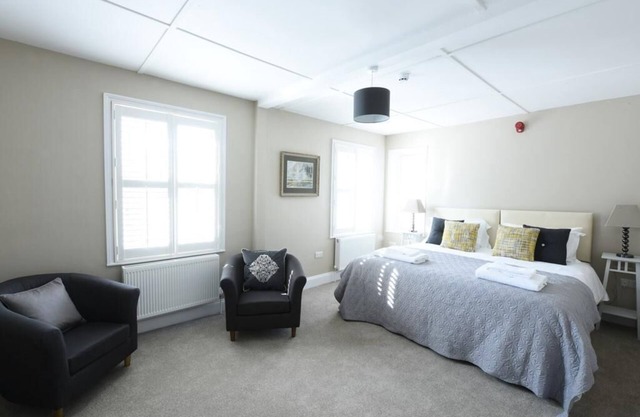 Woodcote at Woodstock Suites