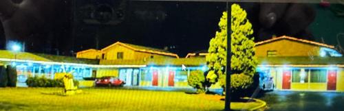 Wooden Shoe Motel