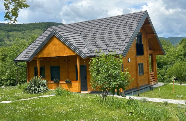 Wooden Villa OLD OAK app1 Chic 1-bedroom apartment in charming Plitvice Lakes