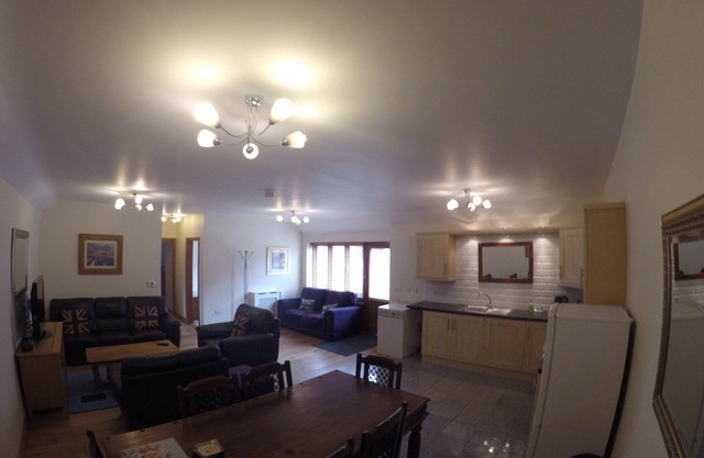 Woodlands Cottage, ideally located for Lincoln and Newark Showgrounds