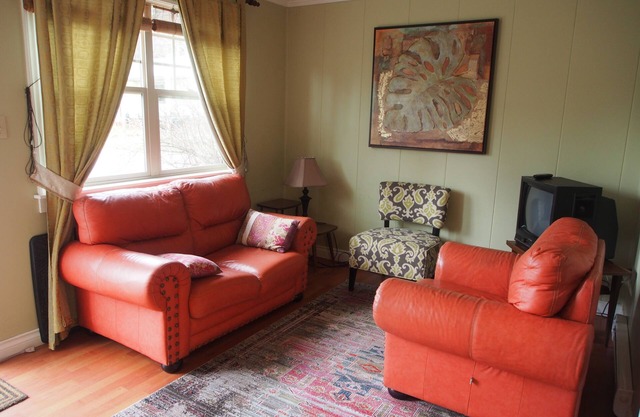 Woodside Inn/Country Getaway 15 Minutes From Harrison Hot Springs