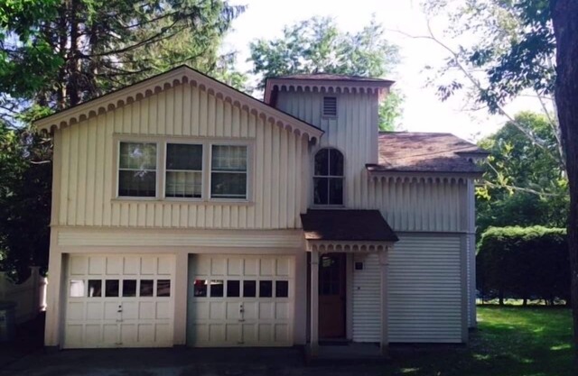 Woodstock Village Carriage House