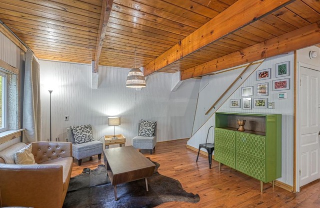 Woodsy Way Cabin