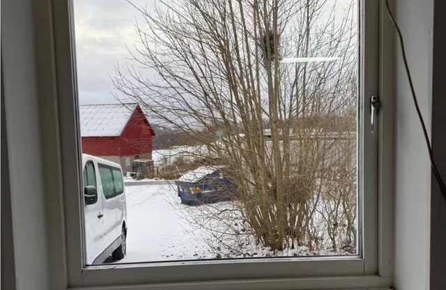 Workers - 5BR - 1bath - Säve - Parking lot