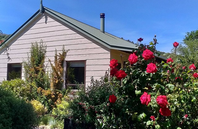 WOW. A winter getaway with cosy logfire in Akaroa's most peaceful time? YES!
