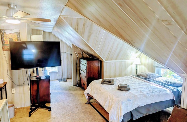 Wow Sparkling Attic Studio