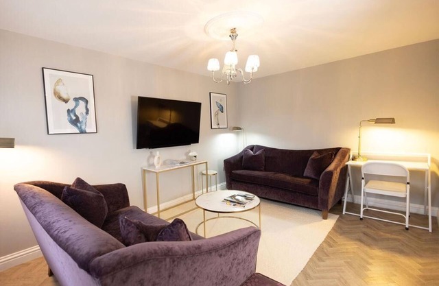 WOW! Two Bedroomed Serviced Apartment in Dunstable