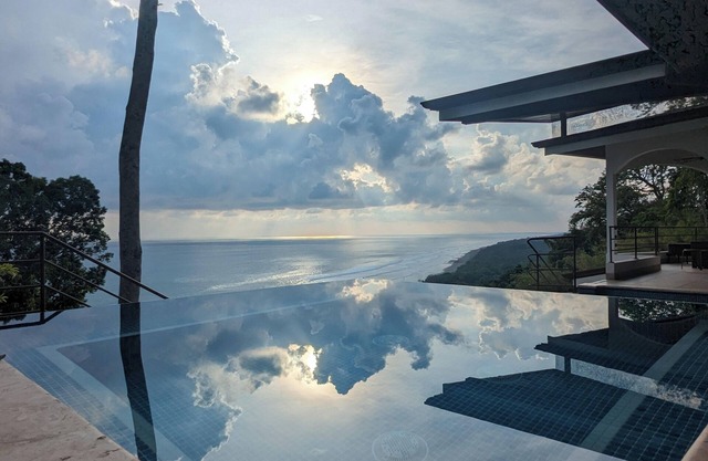 WOW! Walk to the beach! Insane ocean View! Perfect Location! Luxury Villa!