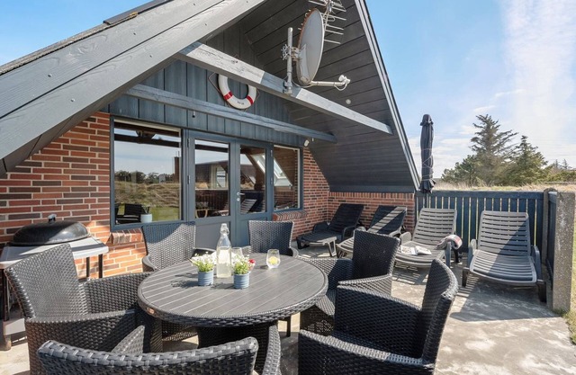 "Wulfhild" - 800m from the sea by Interhome