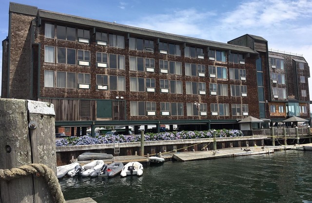 Wyndham Inn on Long Wharf ~ Downtown Luxury Harborfront, One Bedroom with Views