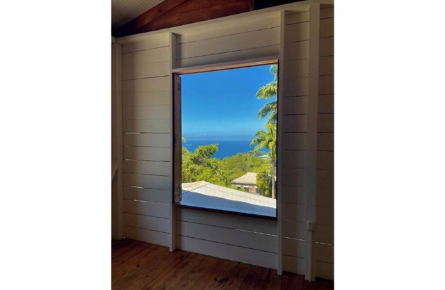 Xanadu Scenic Views + Private Waterfall