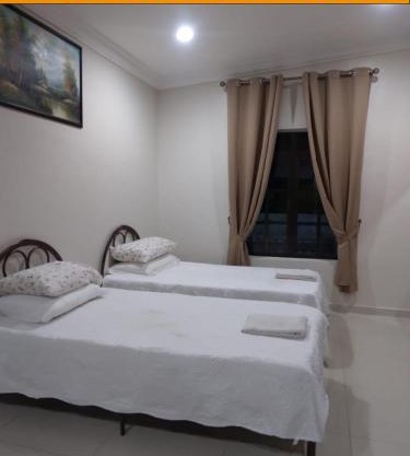 Yasmeen Studio Roomstay Kijal - Room 1 - FOR TWO PERSON ISLAM GUEST ONLY