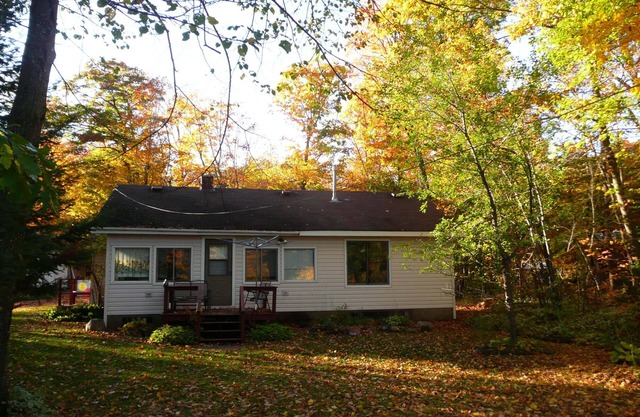 YEAR-ROUND RENTAL CABIN on the Historic Flambeau. Boat, Canoe, Fish & Fun!