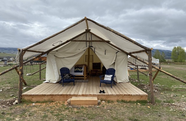 Yellowstone Dreamin Camp