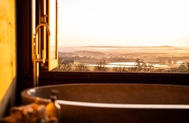 Yonder Studio @ Basalt: A Unique Guest Retreat in Cherry Country, Orange NSW