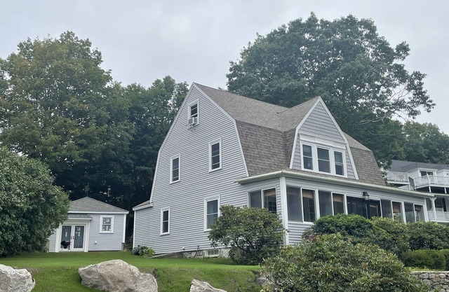 York Harbor home 0.6 mi to beach! Sleeps 12 in 5 bedroom, 2.5 bath w/rec room!