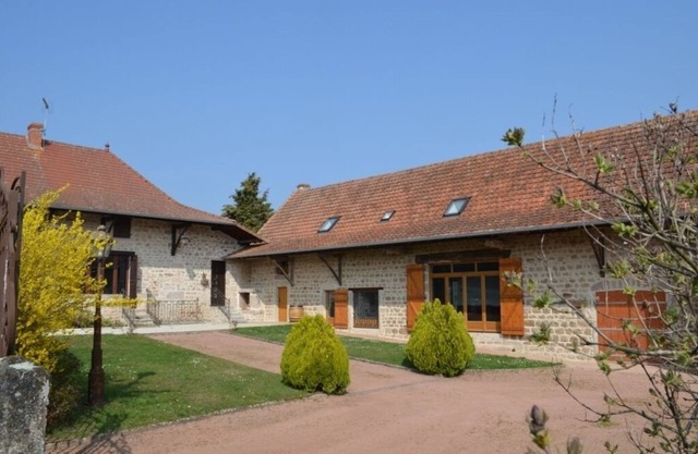 Your cottage in southern Burgundy, in the Charollais bocage, calm and relaxing