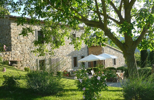 Your dream home! In harmony with nature! Priv. Pool - fantastic views!