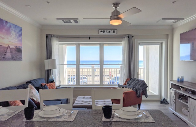 Your family's next oceanfront vacation "Sandy Shores"