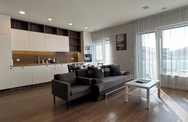 Your home: A+ quality Modern Apartment + balcony