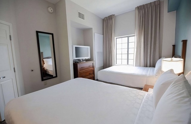 Your Home in Baton Rouge's Heart! Pet-friendly Suite w/Kitchen! Parking, Pool!