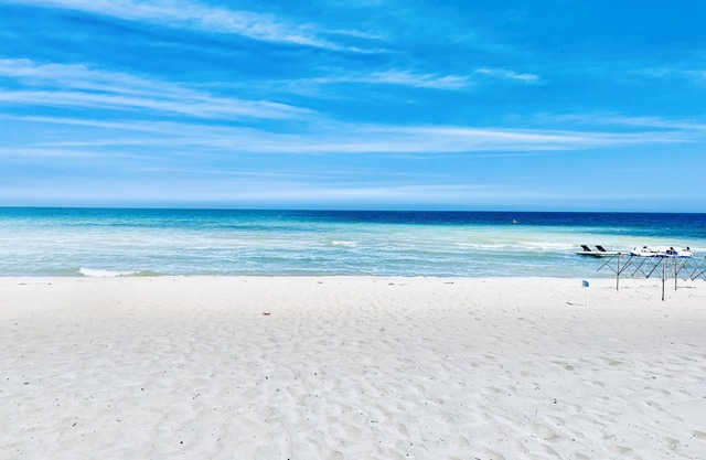 Your perfect sandy beach trip! A few late summer discounted short stays left.