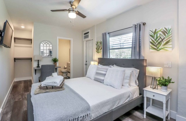 Your Private Miami Studio: Comfort & Convenience