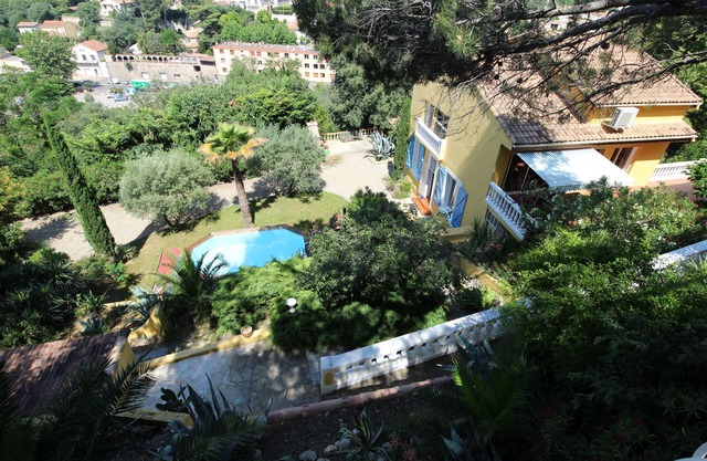 Your private sanctuary in the heart of historic Beziers