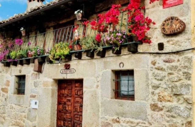 Your Village House Tiétar Valley