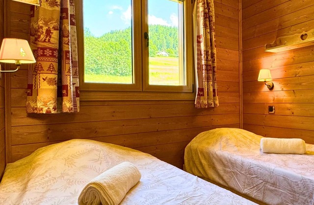 Z-Chalet Mitoyen 3B., Z-Chalet Mitoyen 3B.