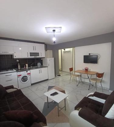 Zeytin apart, Daire 8