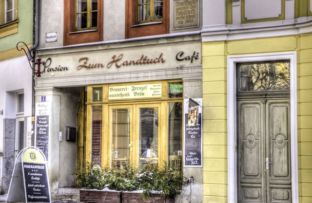 Zum Handtuch
