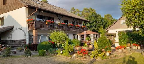 Zum Herrenwald